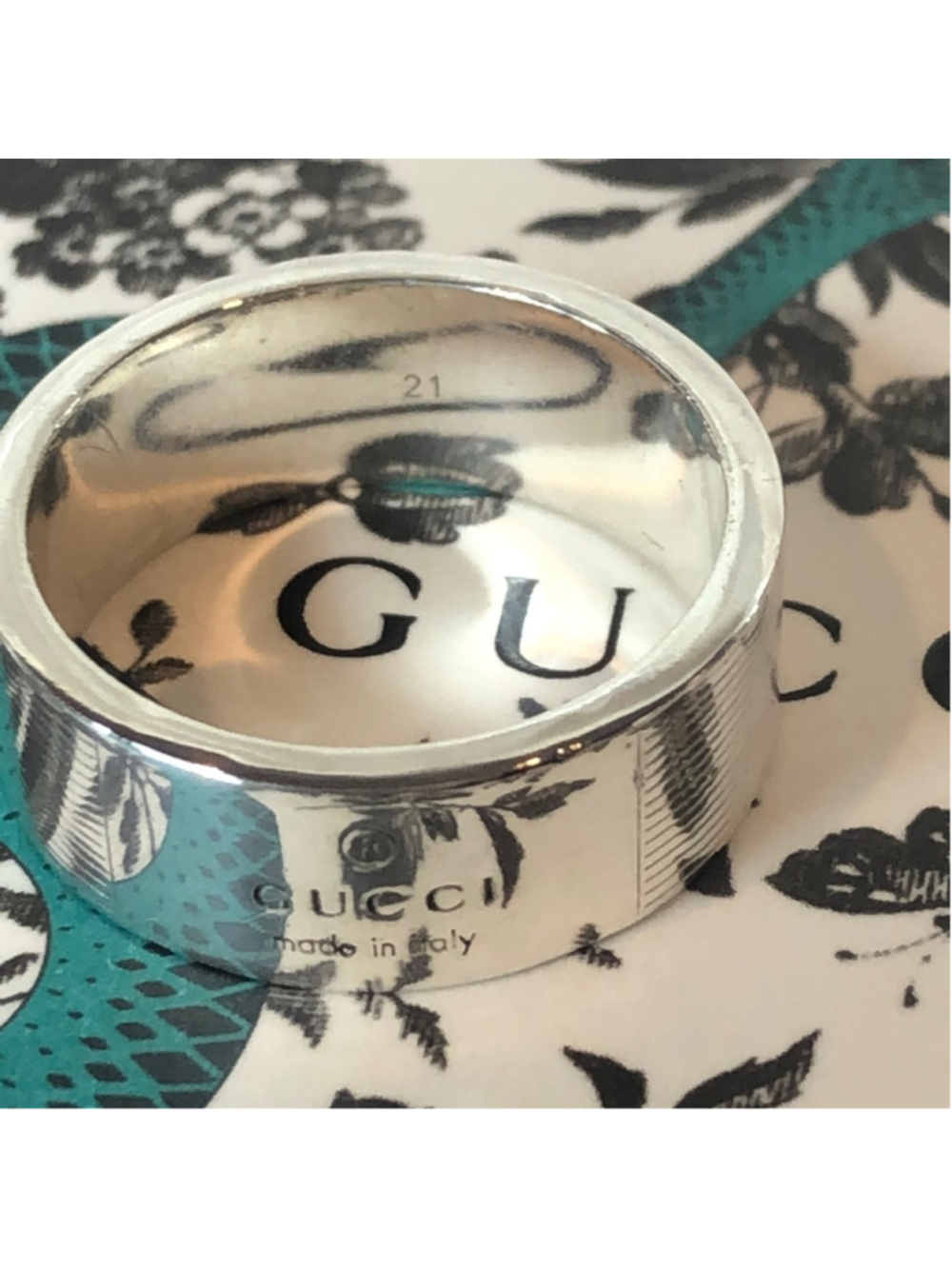 GUCCI Sterling Silver Engraved Cigar Band Ring Size 9-1/2 21 NIB